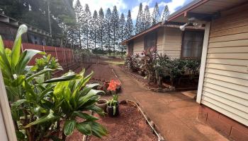 830  Leomele St , Molokai home - photo 5 of 29