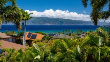 9  Fern Pl ,  home - photo 1 of 49