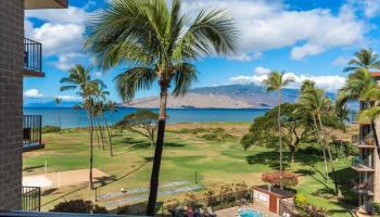 Kauhale Makai condo # 530, Kihei, Hawaii - photo 4 of 34