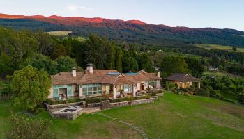 95 & 285  Kekaulike Ave ,  home - photo 1 of 50