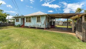 953  Akaaka St , Makawao/Olinda/Haliimaile home - photo 2 of 50