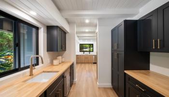 965  Hog Back Rd , Haiku home - photo 6 of 50