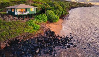9916  Kamehameha V Hwy , Molokai home - photo 3 of 19