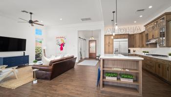 1065  Umeke St Maui Nui Golf Course, Kihei home - photo 6 of 35