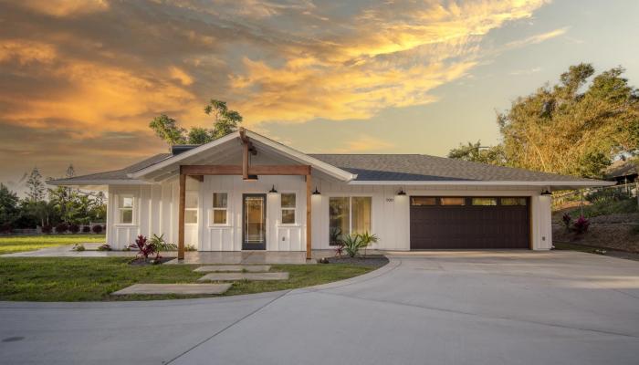 100  Ulana St Maui Uplands, Makawao/Olinda/Haliimaile home - photo 1 of 50