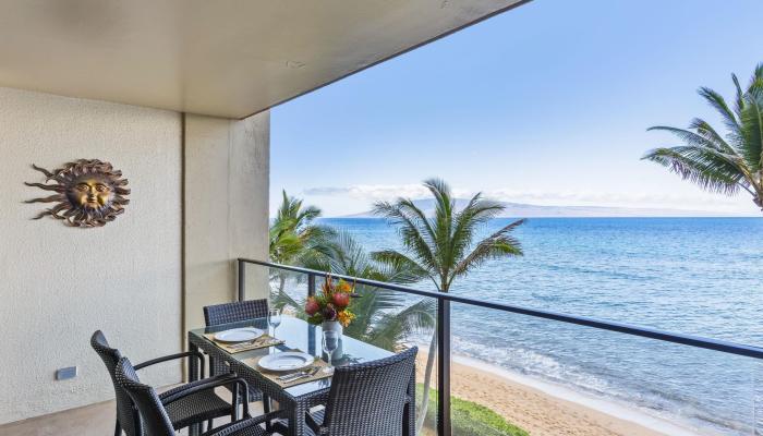 Mahana condo # 405, Lahaina, Hawaii - photo 1 of 37