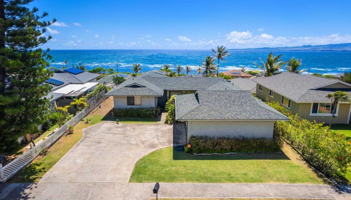 1380  Kilou St Waiehu, Wailuku home - photo 1 of 43