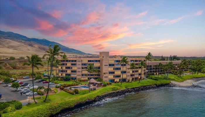 Island Sands condo # 300, Wailuku, Hawaii - photo 1 of 34