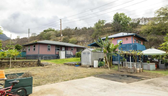 2047  Mokuhau Rd , Wailuku home - photo 1 of 34