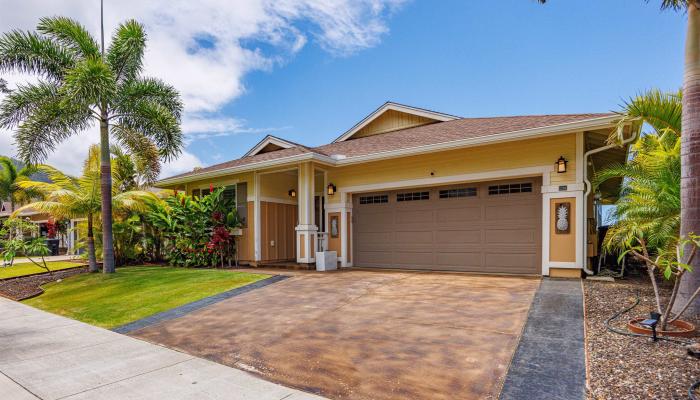 235  Kilioopu St Kehalani, Wailuku home - photo 1 of 31