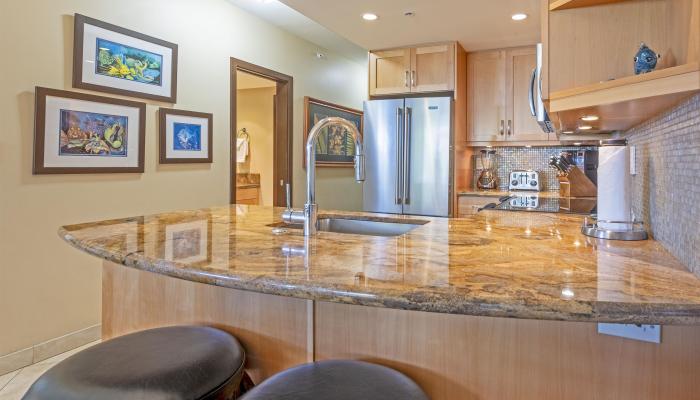 Whaler II condo # 162, Lahaina, Hawaii - photo 1 of 42