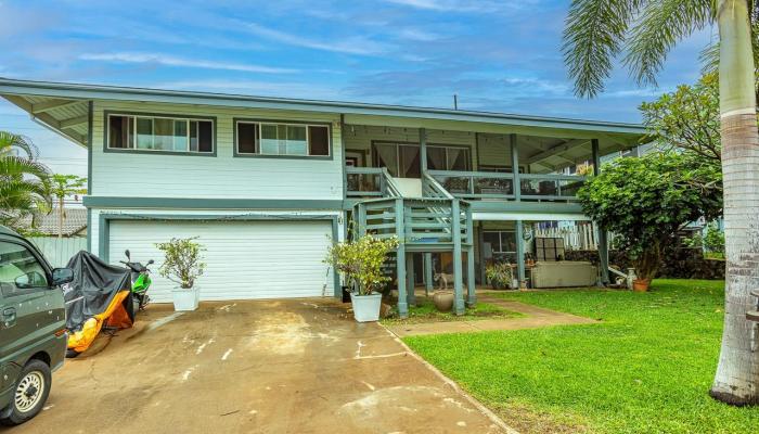 2735  Panepoo St , Kihei home - photo 1 of 50