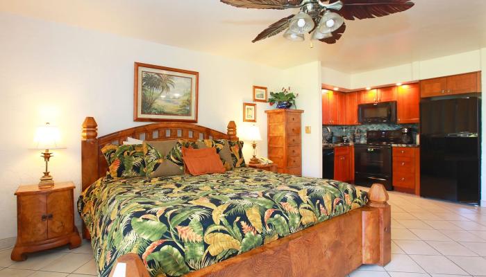 Papakea Resort I II condo # C107, Lahaina, Hawaii - photo 1 of 40