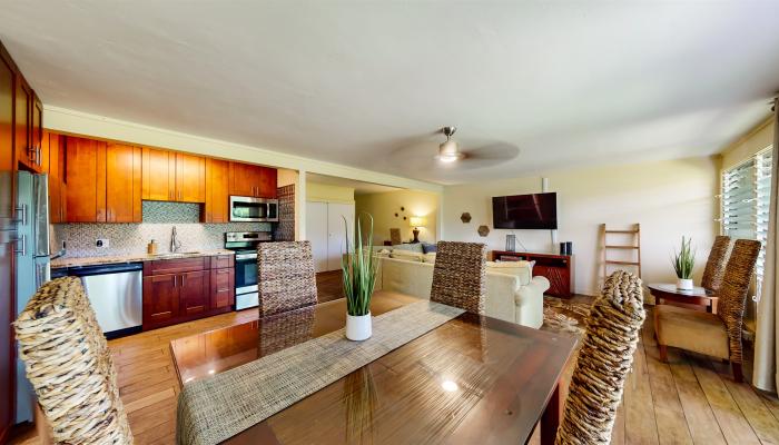 Maui Sands I condo # 6C, Lahaina, Hawaii - photo 1 of 15