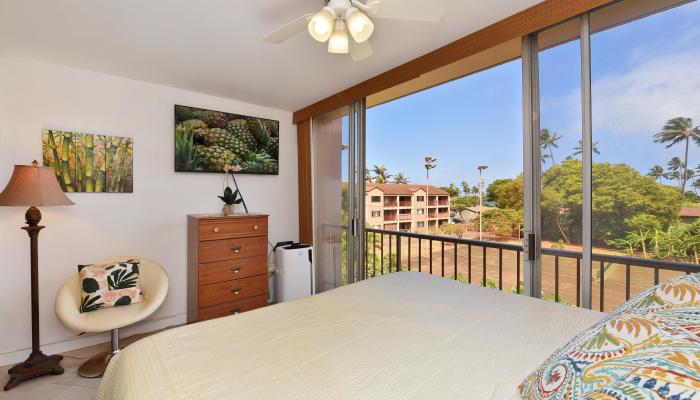 Honokowai East condo # 302, Lahaina, Hawaii - photo 1 of 27