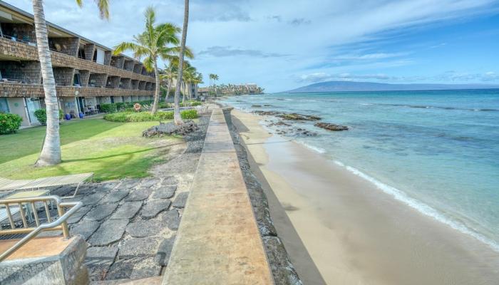 Kulakane condo # 114, Lahaina, Hawaii - photo 1 of 36