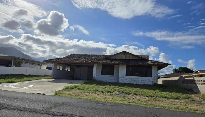 392  Molokai Hema St Kahului, Kahului home - photo 1 of 1