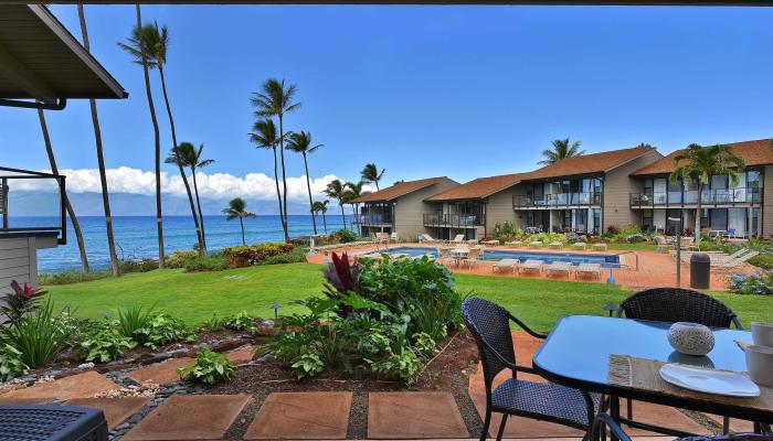 Mahina Surf condo # 123, Lahaina, Hawaii - photo 1 of 31