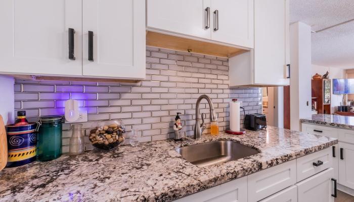 Kahana Manor condo # 419, Lahaina, Hawaii - photo 1 of 32