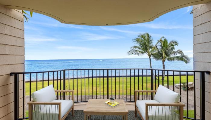 Kahana Reef condo # 214, Lahaina, Hawaii - photo 1 of 34