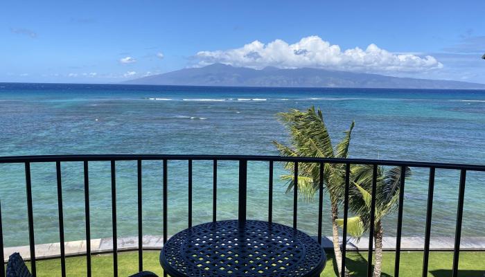 Kahana Reef condo # 415, Lahaina, Hawaii - photo 1 of 18