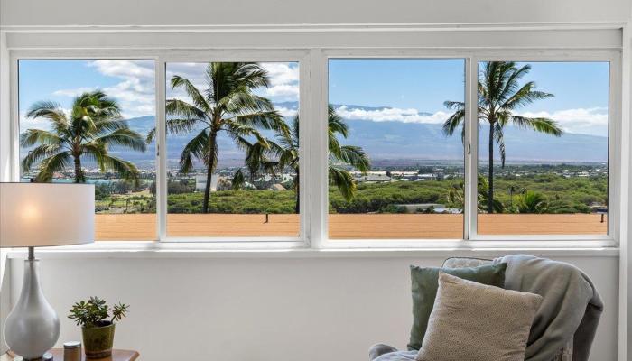 Puuone Gardens condo # 18, Wailuku, Hawaii - photo 1 of 20