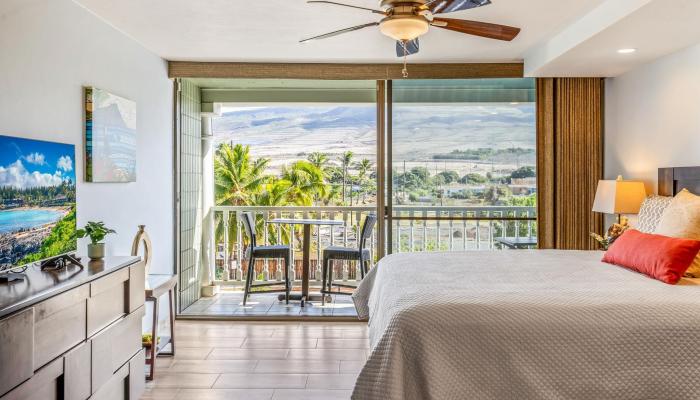 Lahaina Shores condo # 326, Lahaina, Hawaii - photo 1 of 23