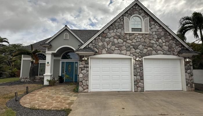 52  Kuukama St , Kahului home - photo 1 of 29