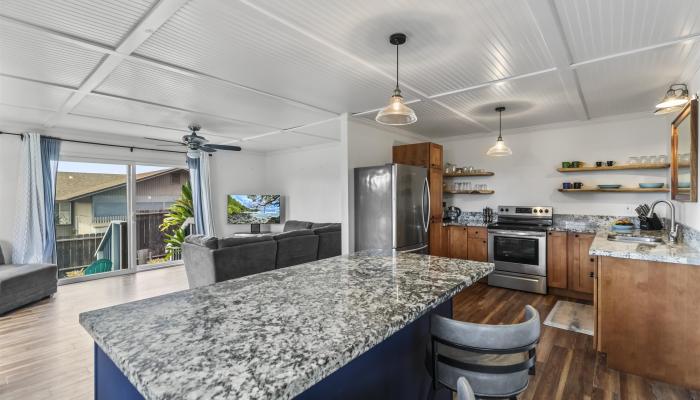 573  Pili Loko St , Spreckelsville/Paia/Kuau home - photo 1 of 36