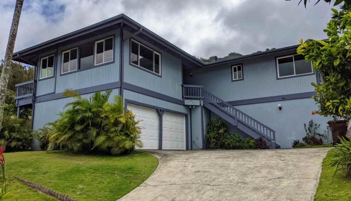 632  Maalahi St Wailuku Heights, Wailuku home - photo 1 of 28