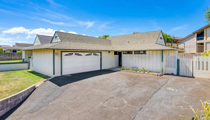 709  Kaulu Pl , Kahului home - photo 1 of 32