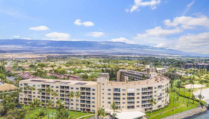 Menehune Shores condo # 212, Kihei, Hawaii - photo 1 of 30