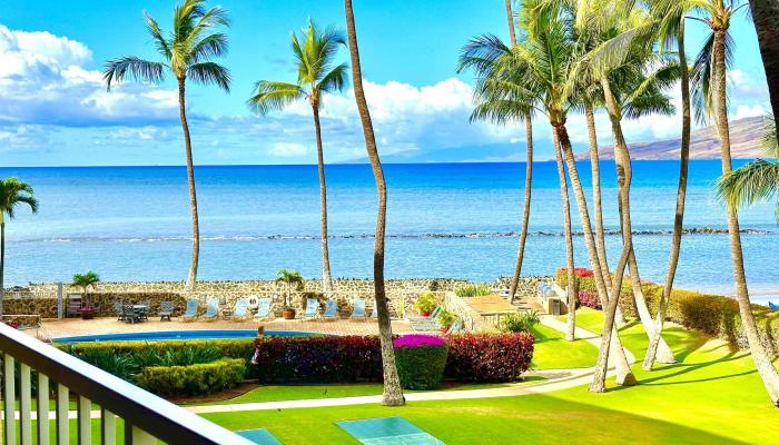 Menehune Shores condo # 304, Kihei, Hawaii - photo 1 of 45