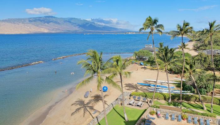 Menehune Shores condo # 420, Kihei, Hawaii - photo 1 of 15