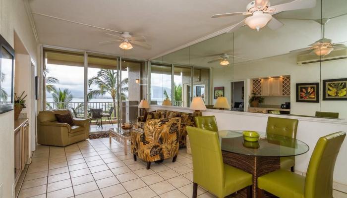 Menehune Shores condo # 604, Kihei, Hawaii - photo 1 of 28