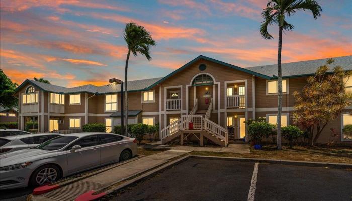 Iao Parkside IV-A condo # 37-103, Wailuku, Hawaii - photo 1 of 25