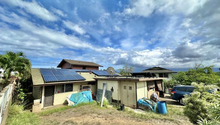 924  Puuloa St , Wailuku home - photo 1 of 32