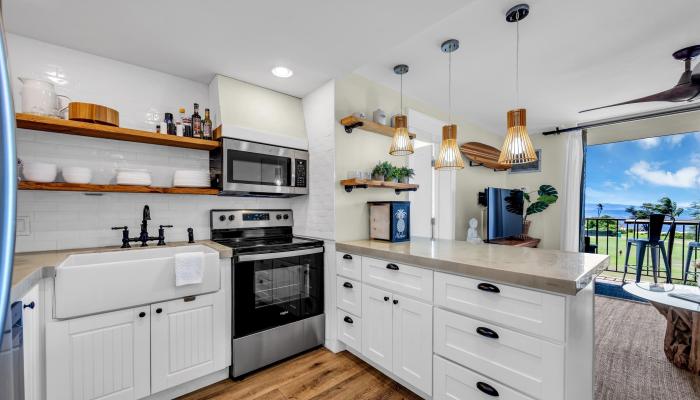 Kauhale Makai condo # 533, Kihei, Hawaii - photo 1 of 27